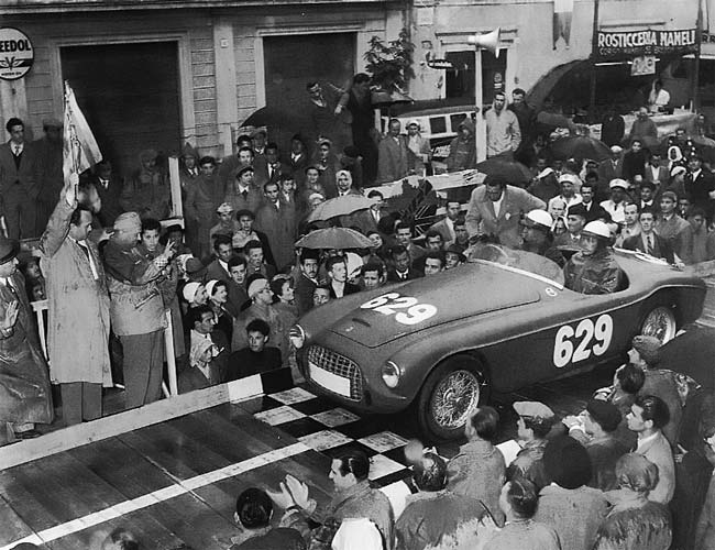 1952 mille miglia race crowded starting line