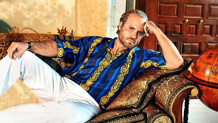 Gianni Versace: The First to Create Fashion Shows as Art